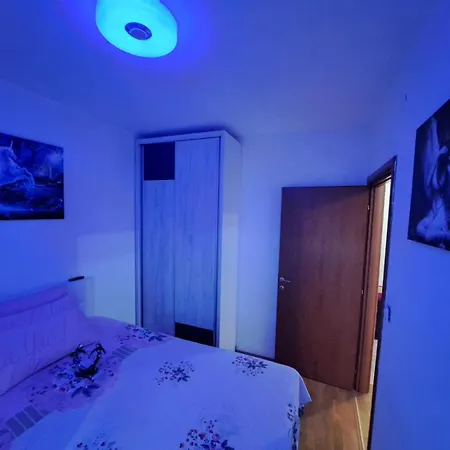 Ecstatic Paradise Apartment